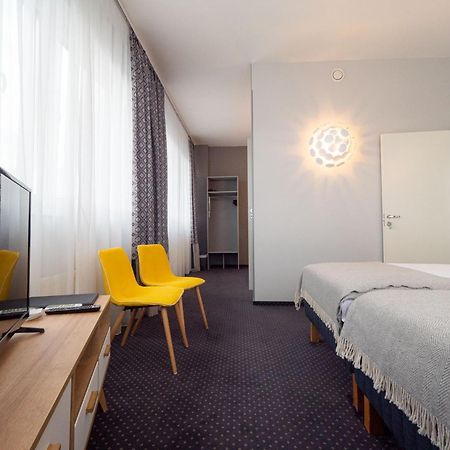 Centrum Hotel Viljandi Вільянді Екстер'єр фото