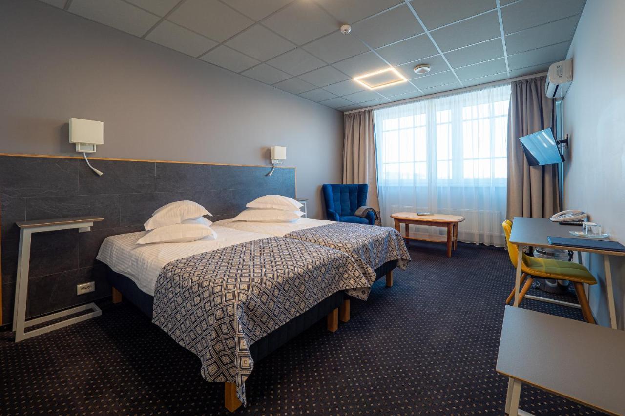 Centrum Hotel Viljandi Вільянді Екстер'єр фото