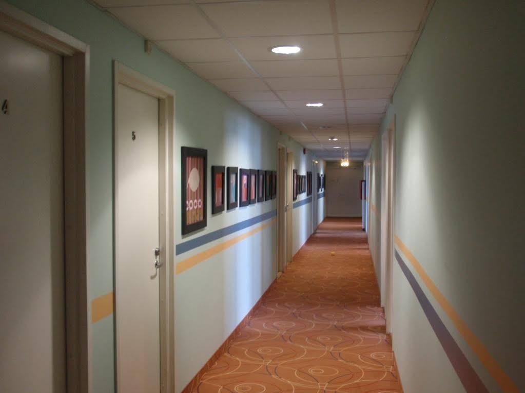 Centrum Hotel Viljandi Вільянді Екстер'єр фото
