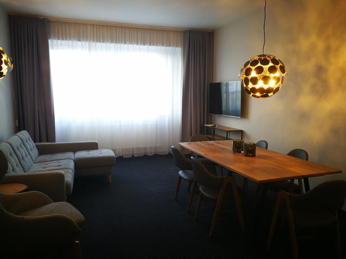 Centrum Hotel Viljandi Вільянді Екстер'єр фото
