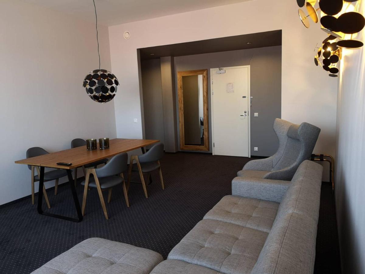 Centrum Hotel Viljandi Вільянді Екстер'єр фото