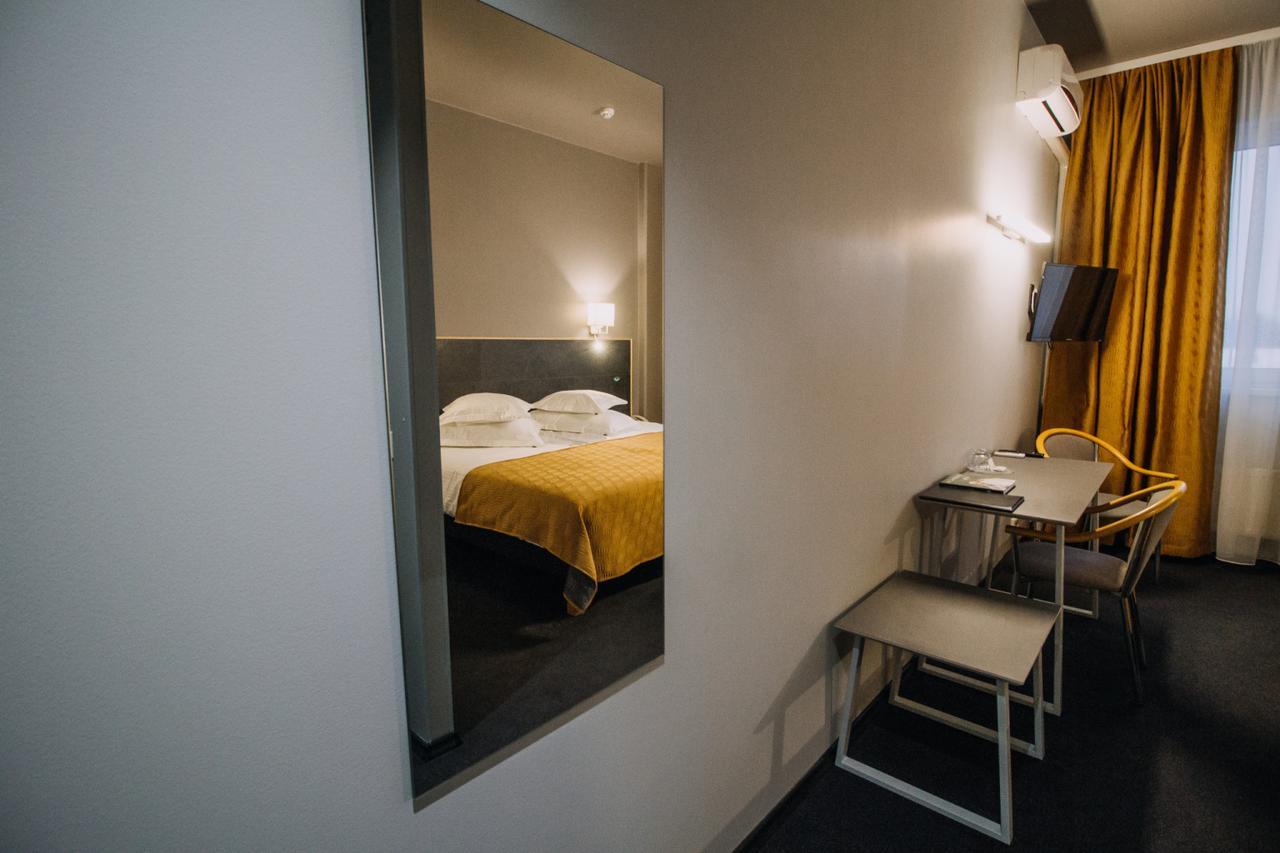 Centrum Hotel Viljandi Вільянді Екстер'єр фото